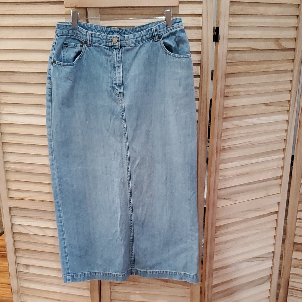 EUC Style & Co. Light Blue Denim Pencil Skirt